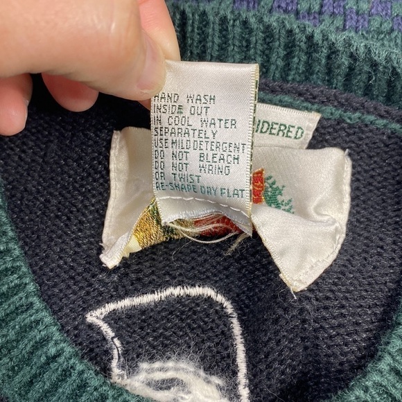 Christopher & Banks Hand Embroidered Snowman Christmas Sweater Medium - Picture 4 of 5